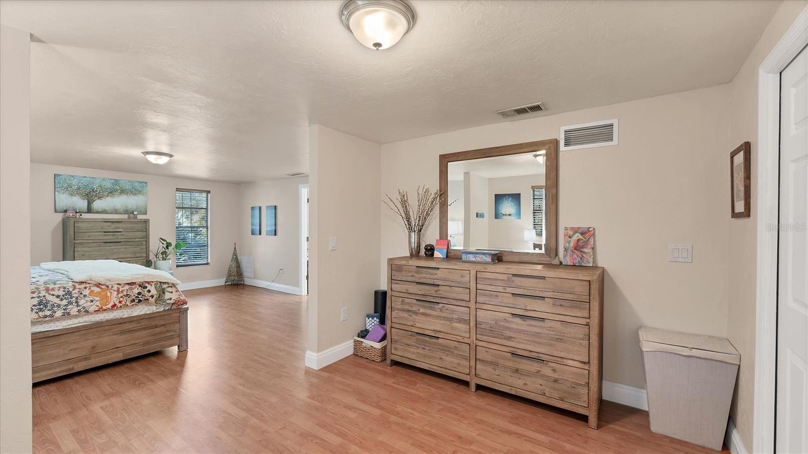 Image 15 of 52 For 5237 Turtle Creek Lane