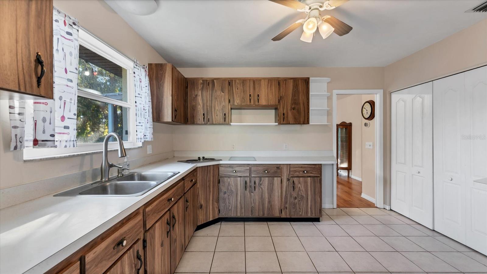 Image 41 of 52 For 5237 Turtle Creek Lane