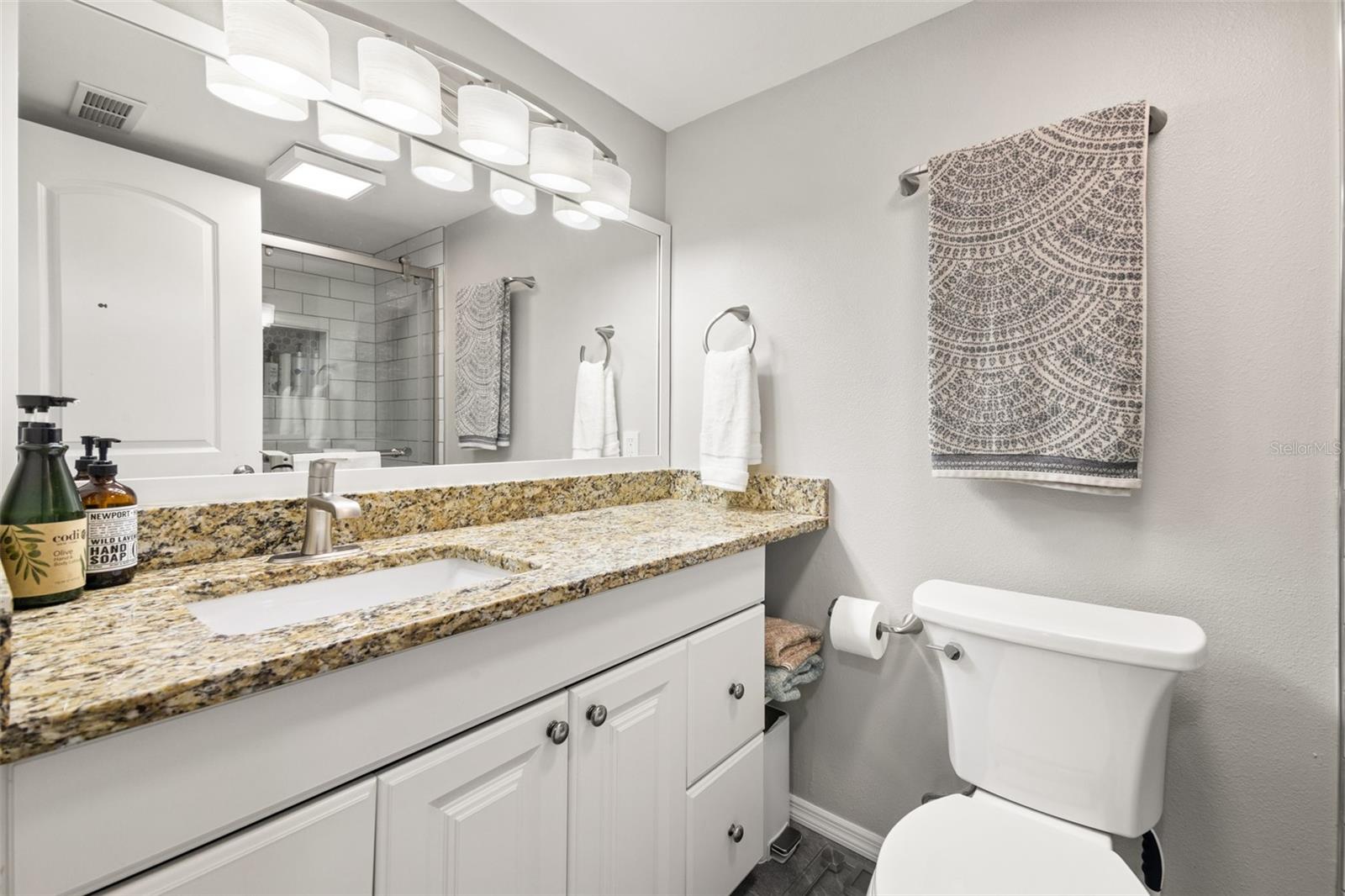 Image 10 of 41 For 2224 Bahia Vista Street E6