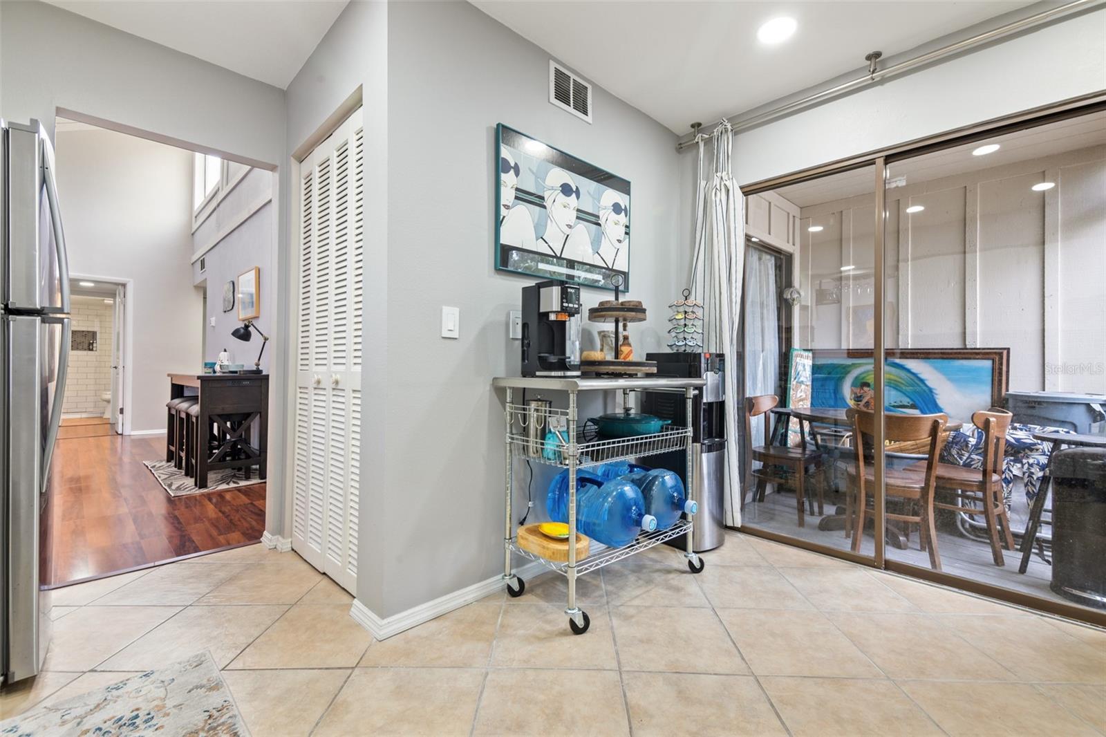 Image 15 of 41 For 2224 Bahia Vista Street E6