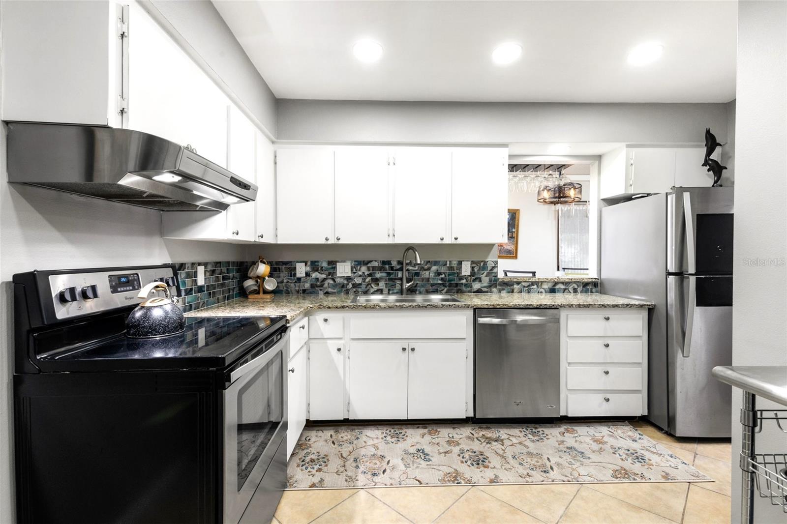 Image 2 of 41 For 2224 Bahia Vista Street E6