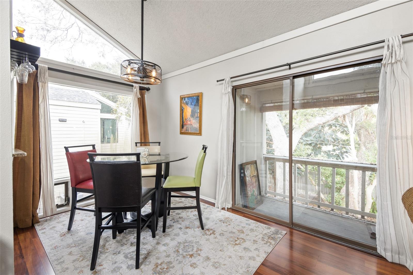 Image 5 of 41 For 2224 Bahia Vista Street E6