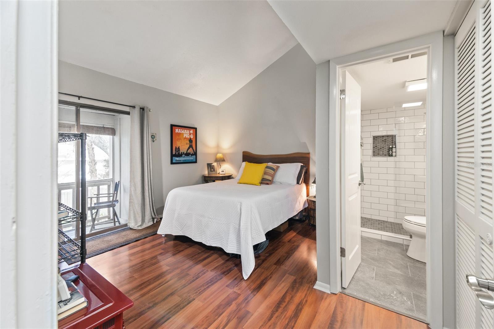 Image 6 of 41 For 2224 Bahia Vista Street E6