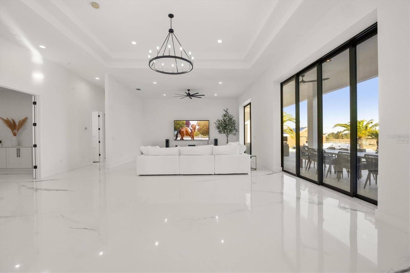 Image 16 of 81 For 14325 Mj Road