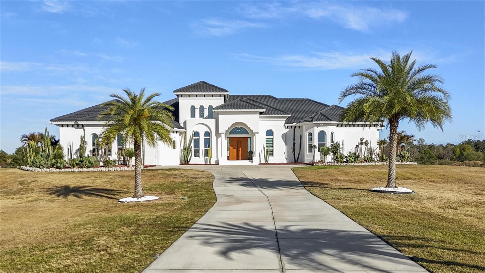 Image 2 of 81 For 14325 Mj Road