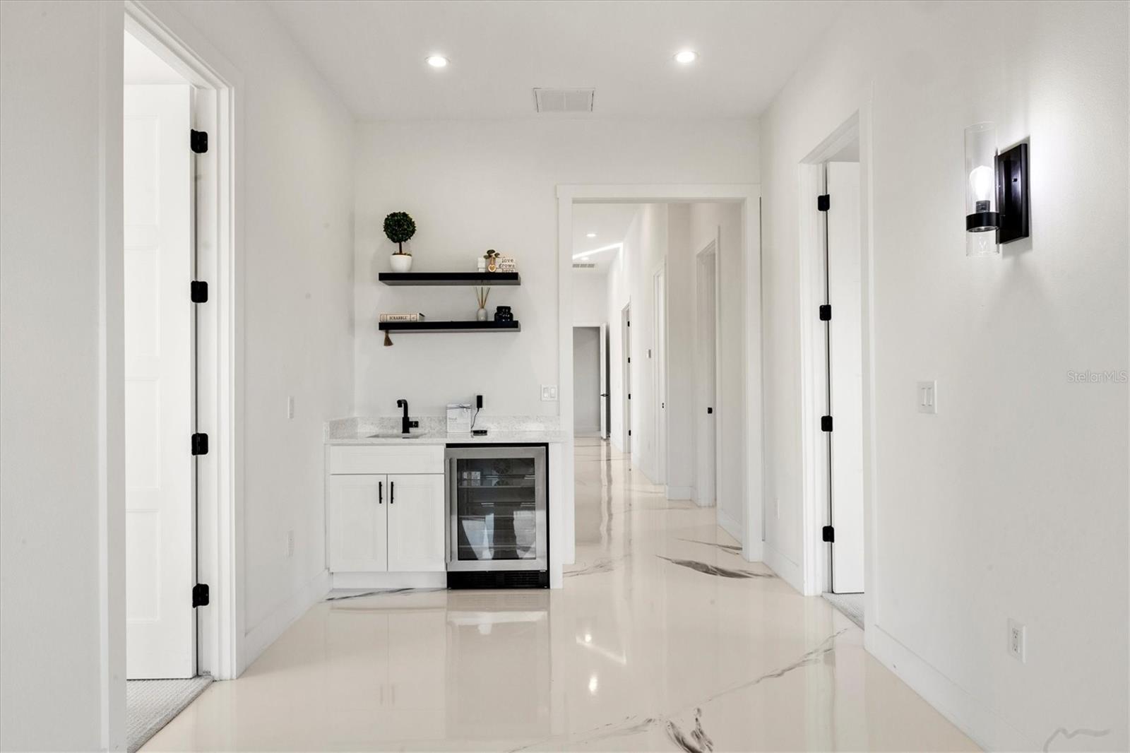 Image 22 of 81 For 14325 Mj Road