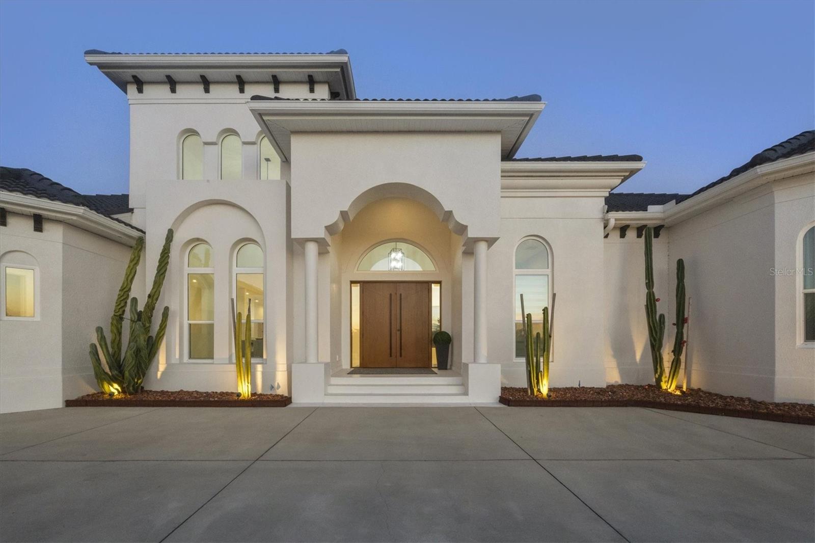 Image 3 of 81 For 14325 Mj Road