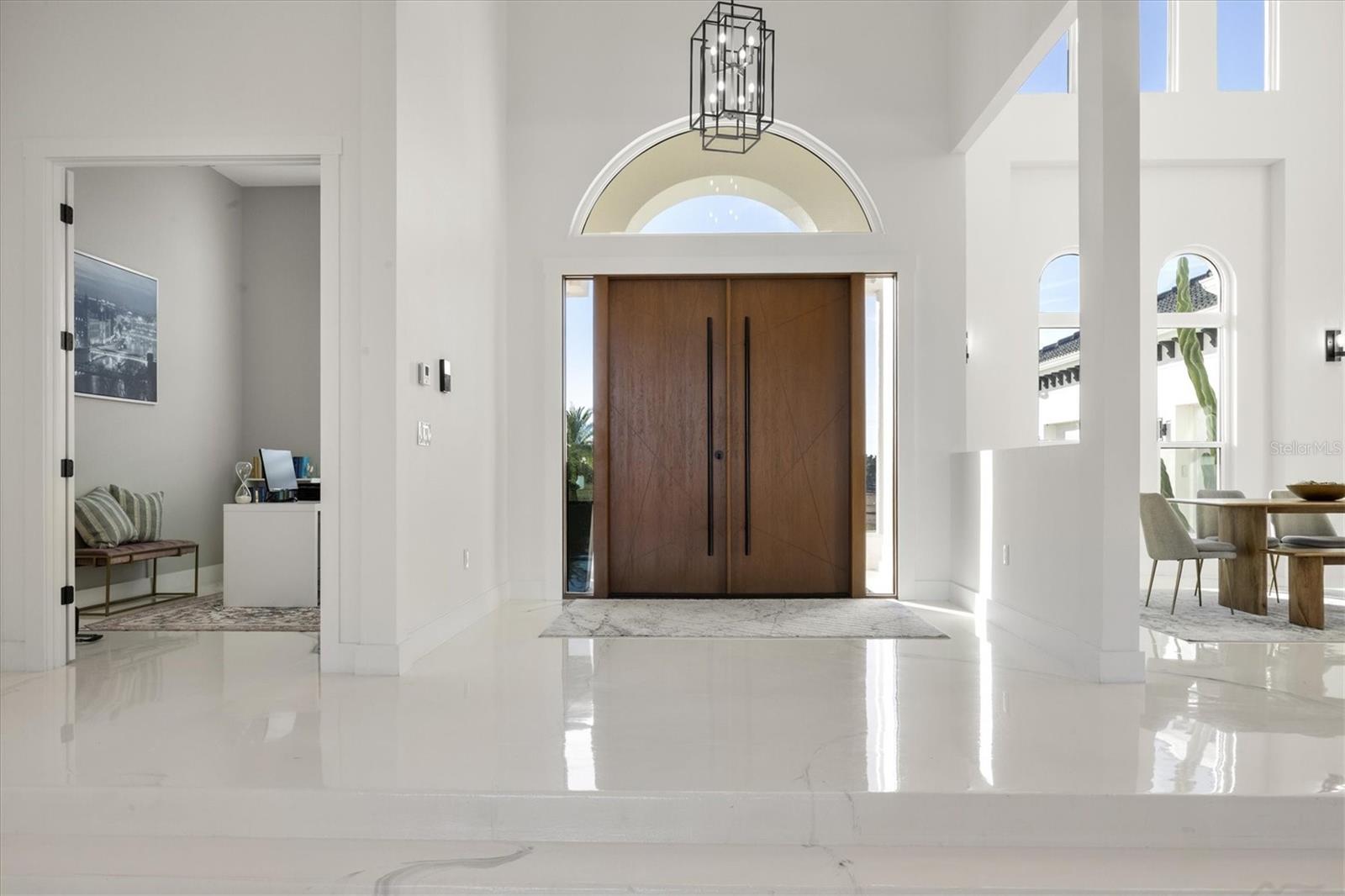 Image 4 of 81 For 14325 Mj Road