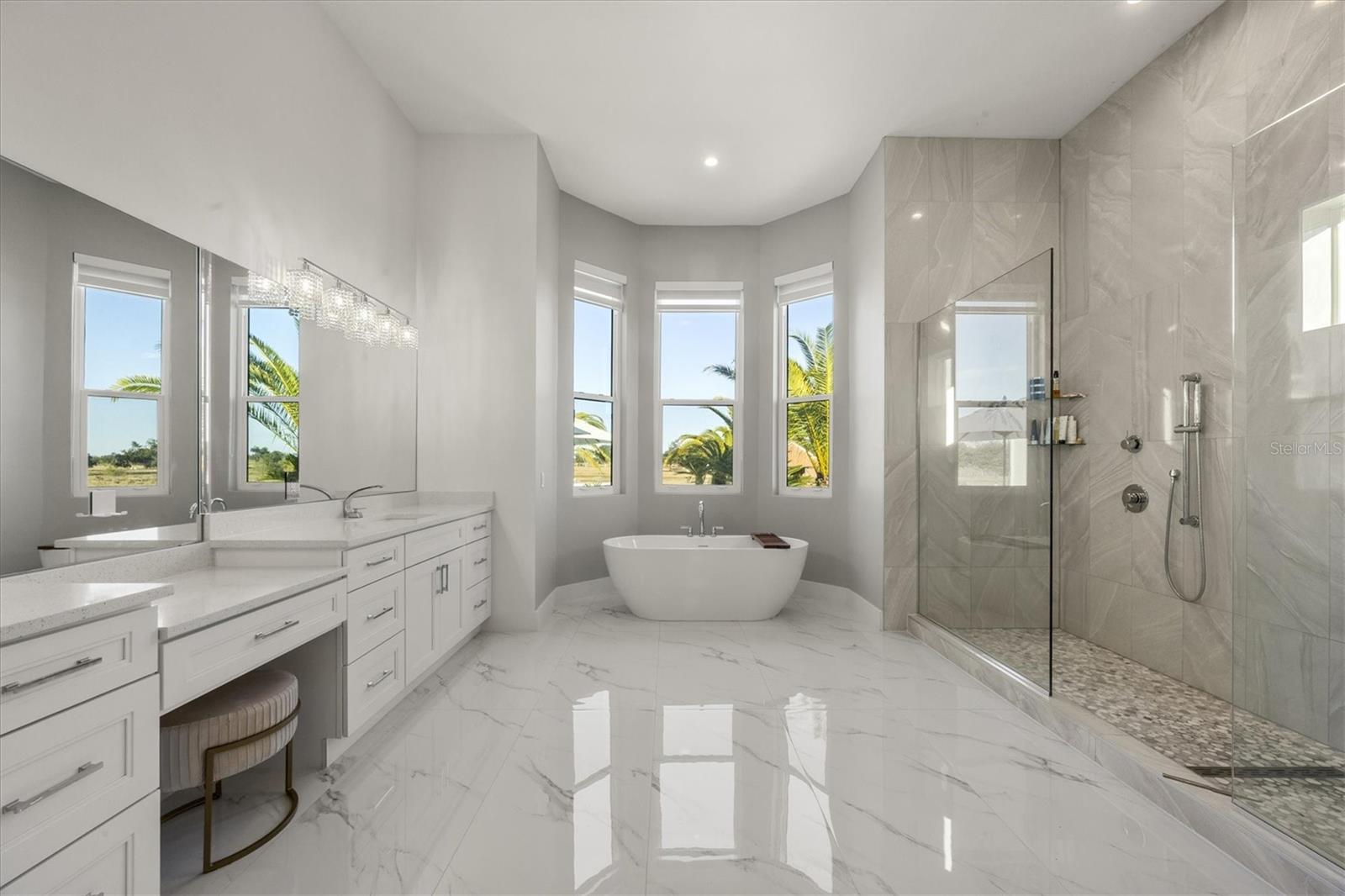 Image 40 of 81 For 14325 Mj Road