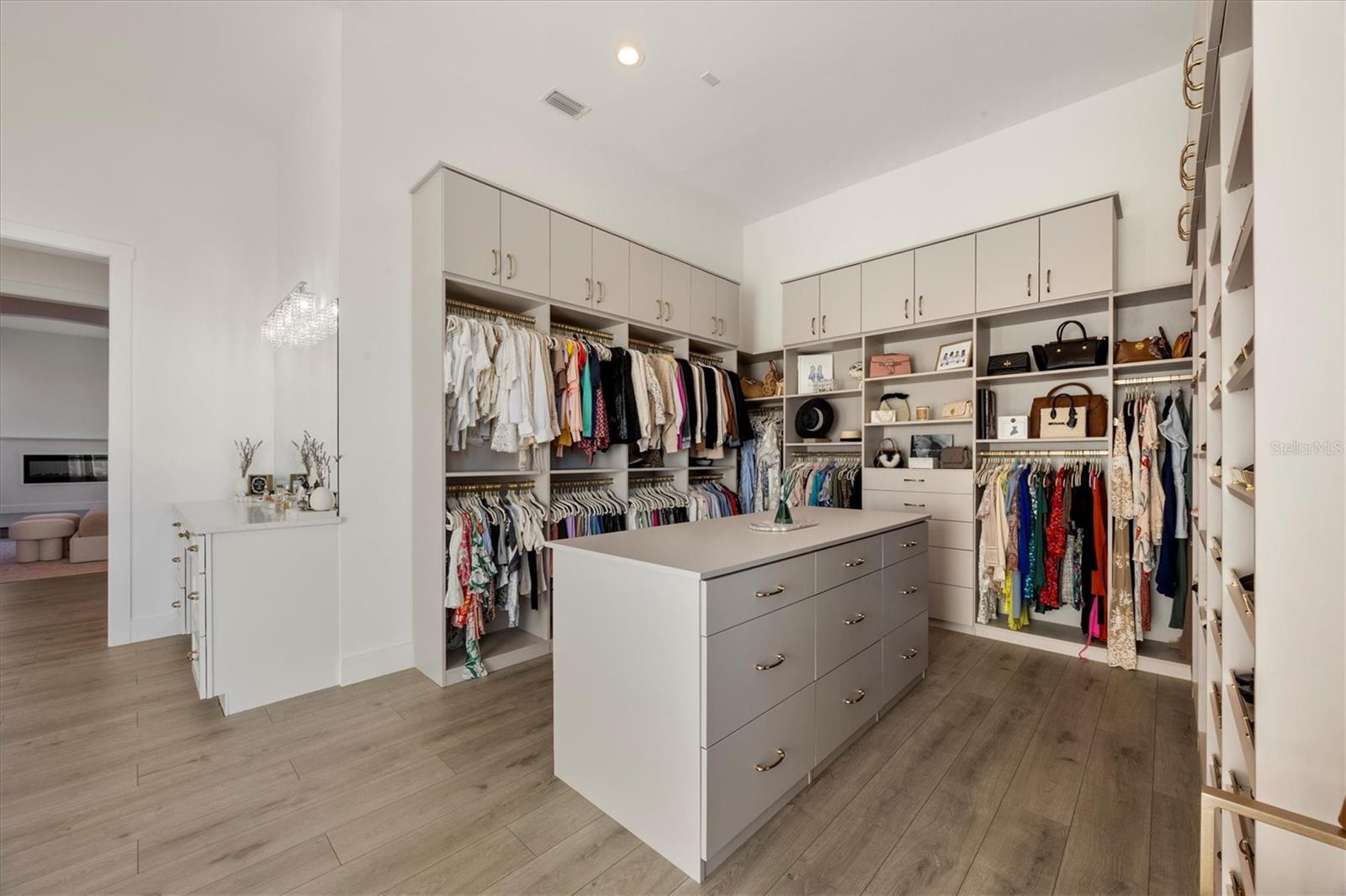 Image 44 of 81 For 14325 Mj Road