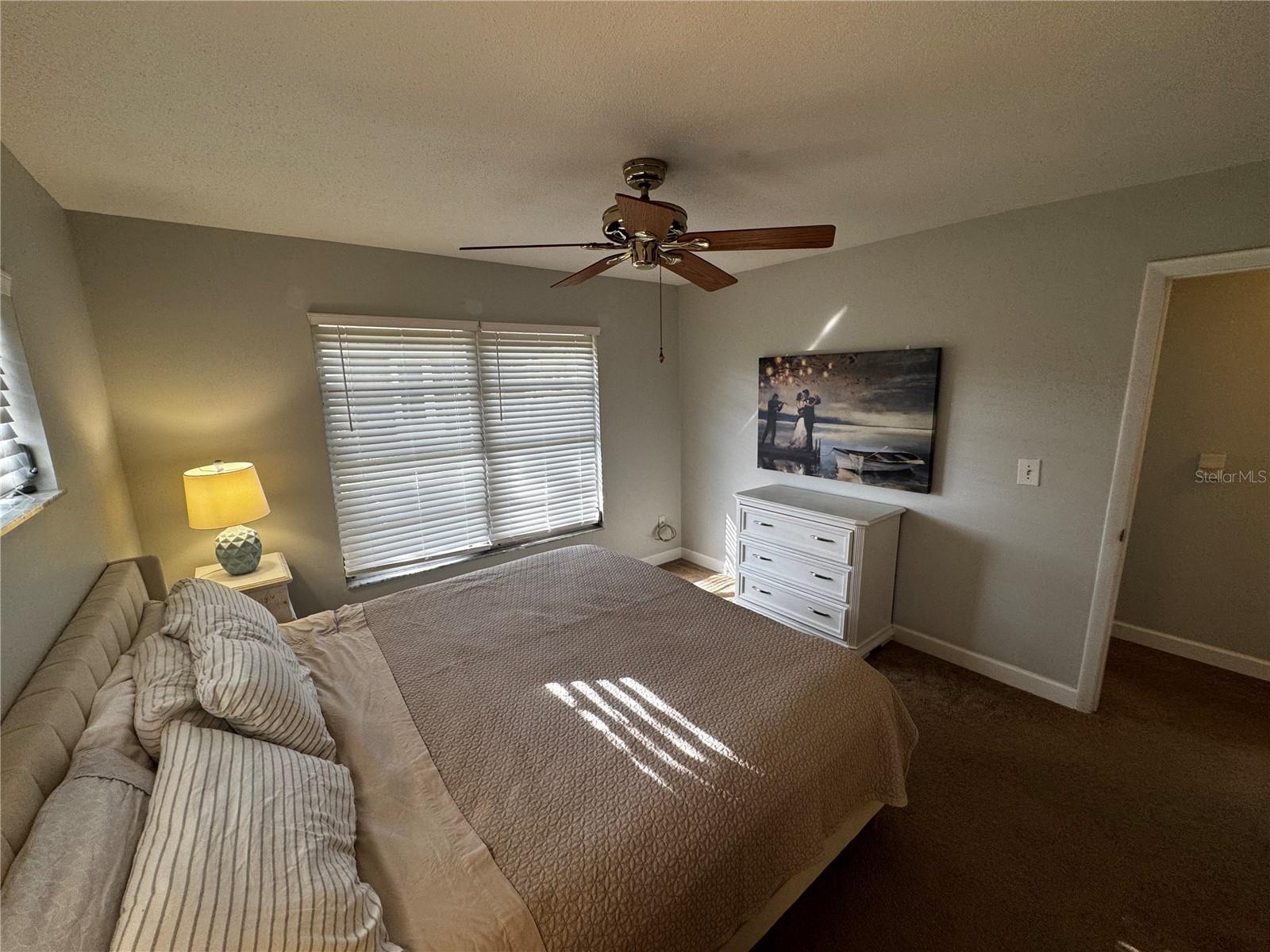 Image 12 of 26 For 1335 Glendale Circle W 217