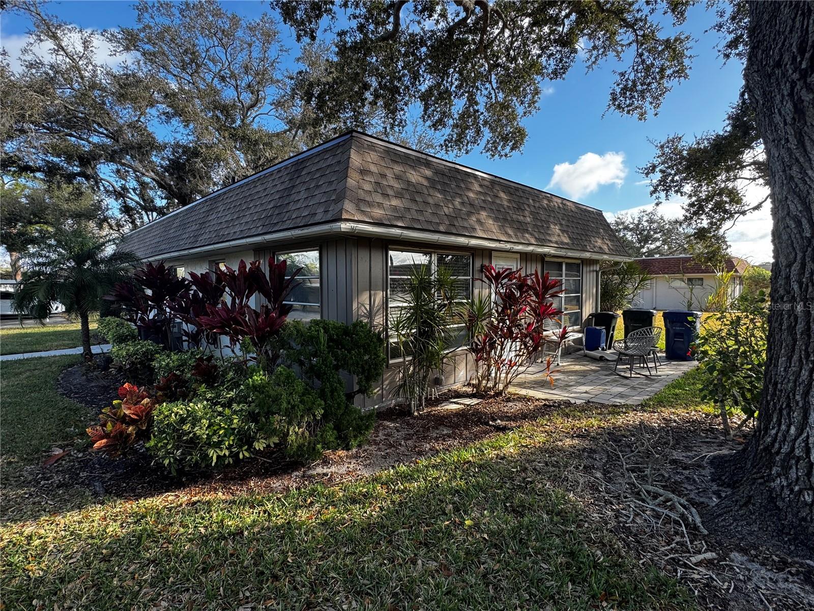 Image 2 of 26 For 1335 Glendale Circle W 217