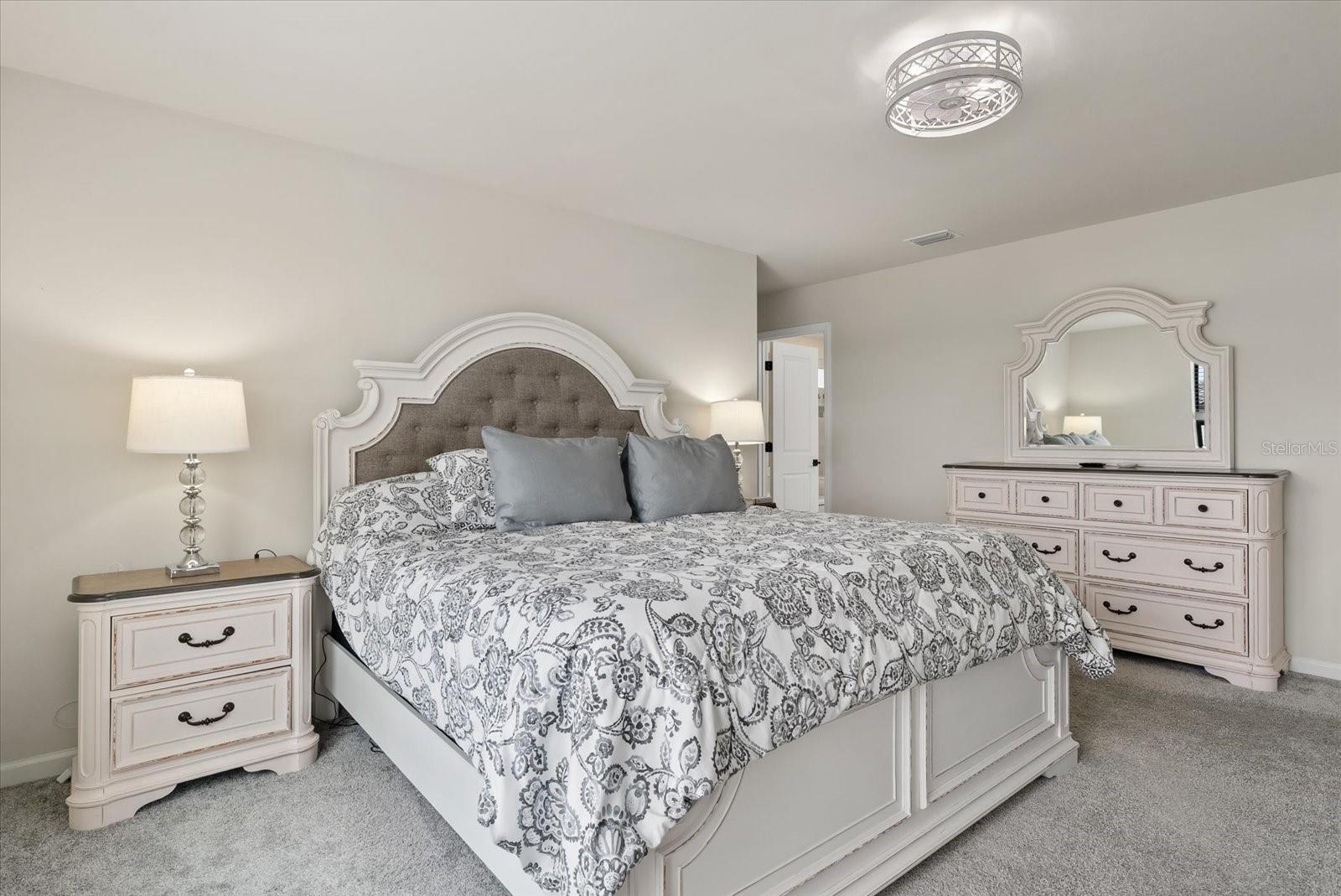 Image 30 of 47 For 5876 Silverside Pine Court