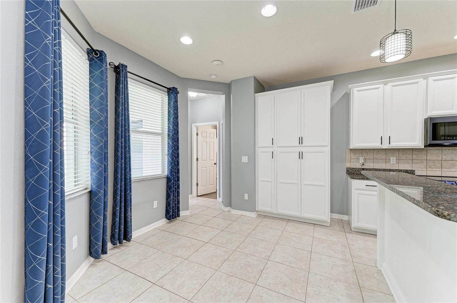 Image 10 of 67 For 8005 115th Avenue E