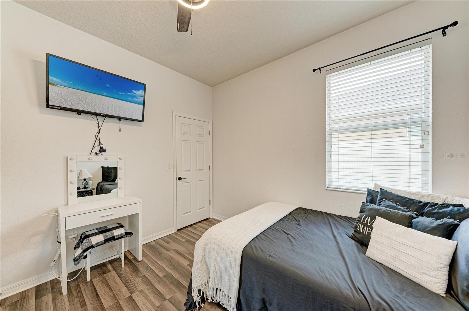 Image 31 of 67 For 8005 115th Avenue E