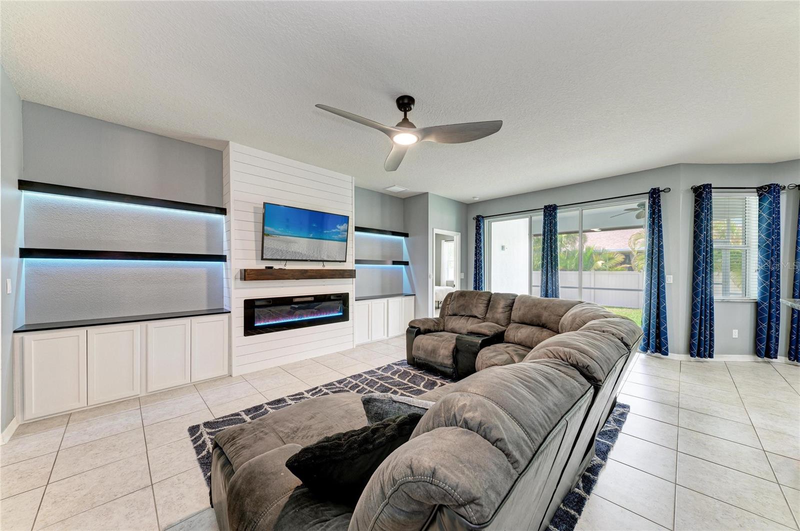 Image 6 of 67 For 8005 115th Avenue E