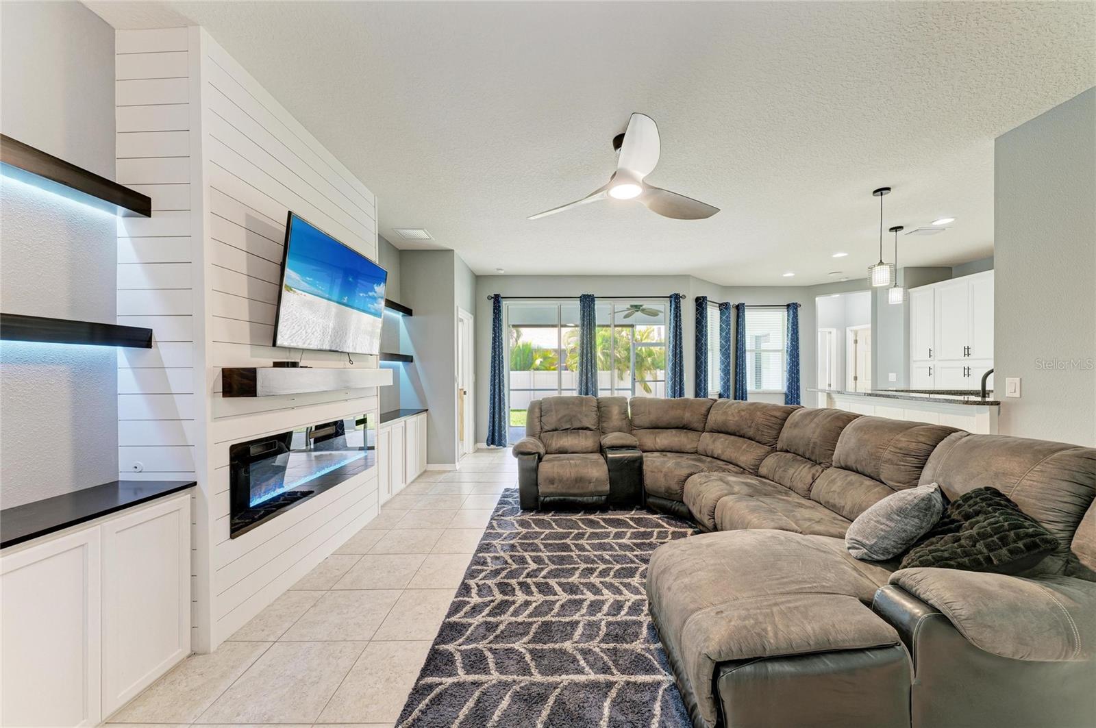 Image 8 of 67 For 8005 115th Avenue E