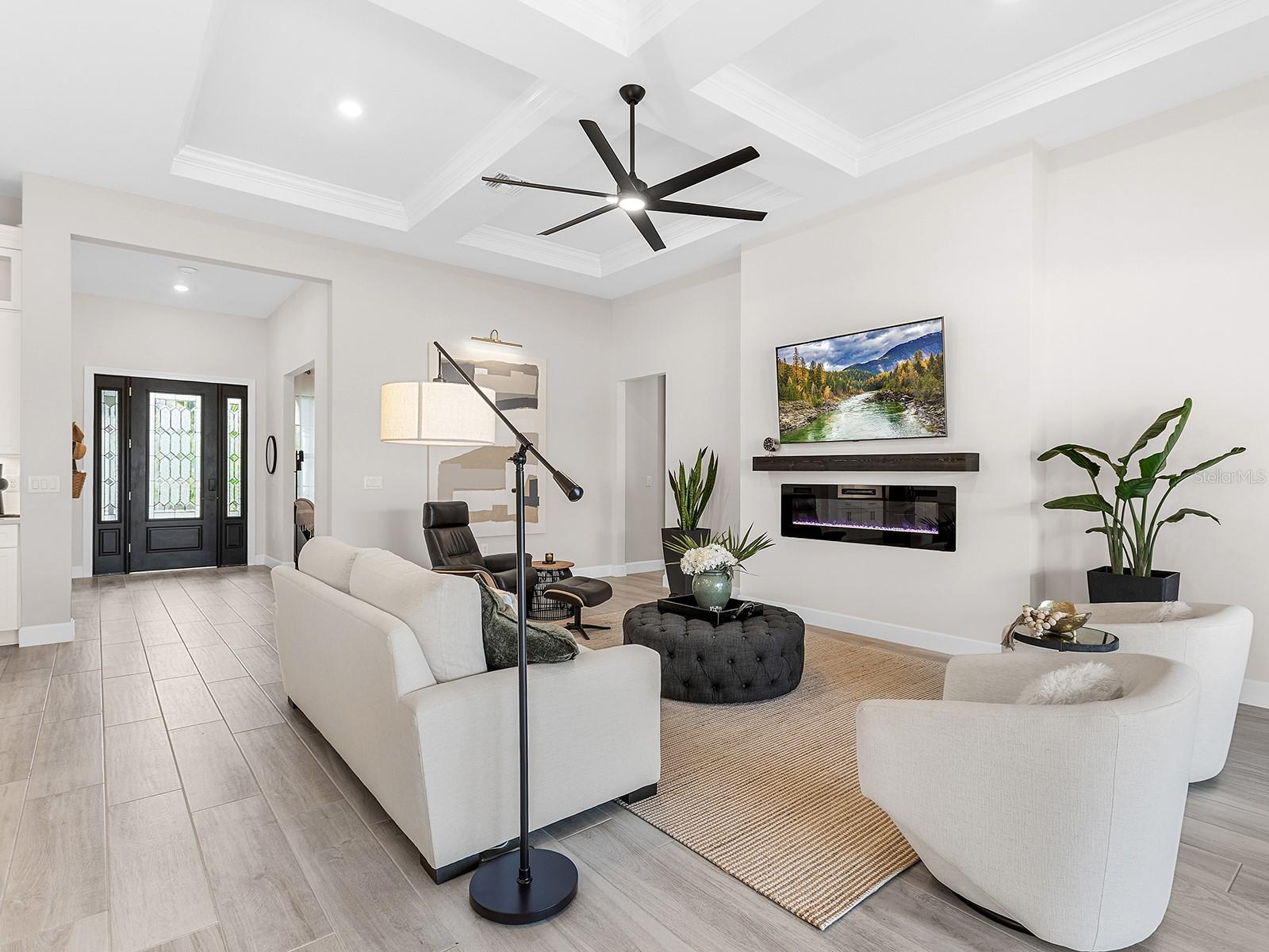 Listing photo id 10 for 716 Sigsbee Loop