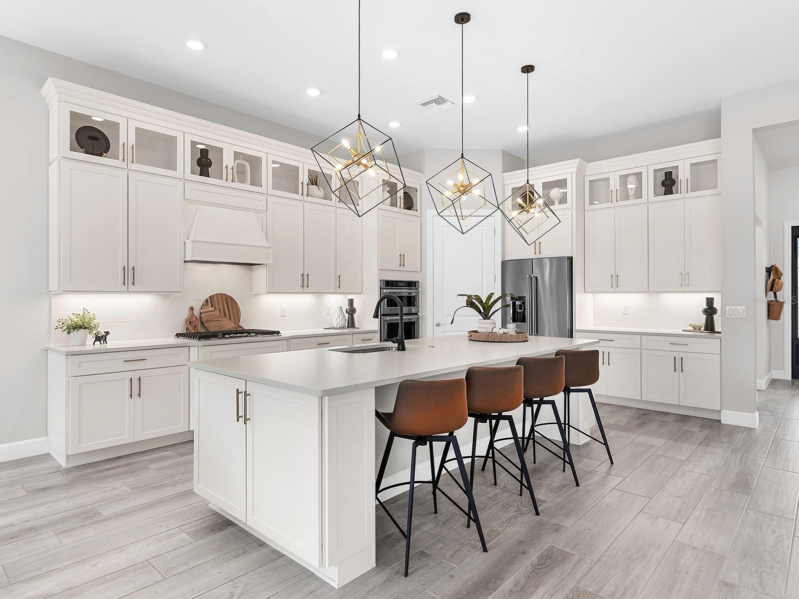 Listing photo id 14 for 716 Sigsbee Loop