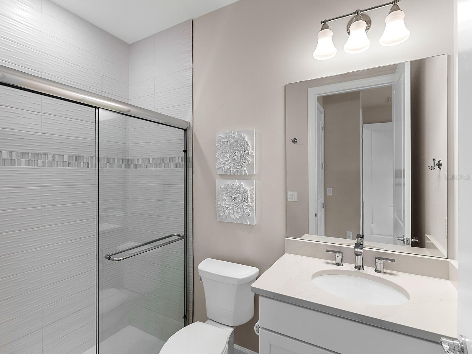 Listing photo id 33 for 716 Sigsbee Loop