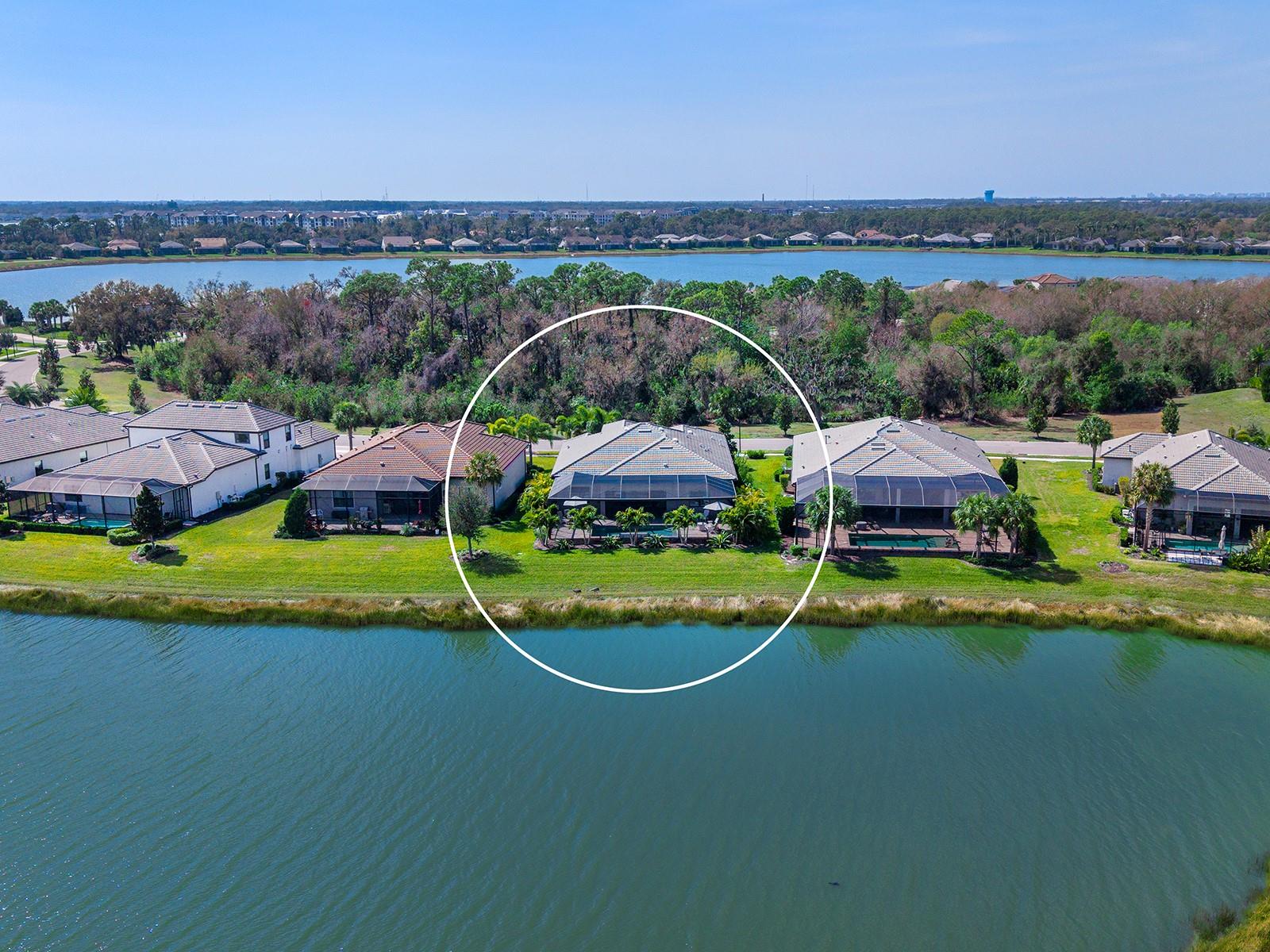 Listing photo id 2 for 716 Sigsbee Loop