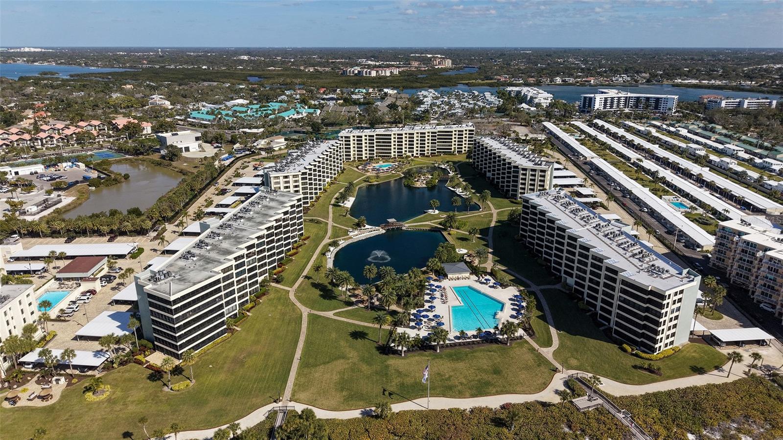 Image 39 of 84 For 5780 Midnight Pass Road 110