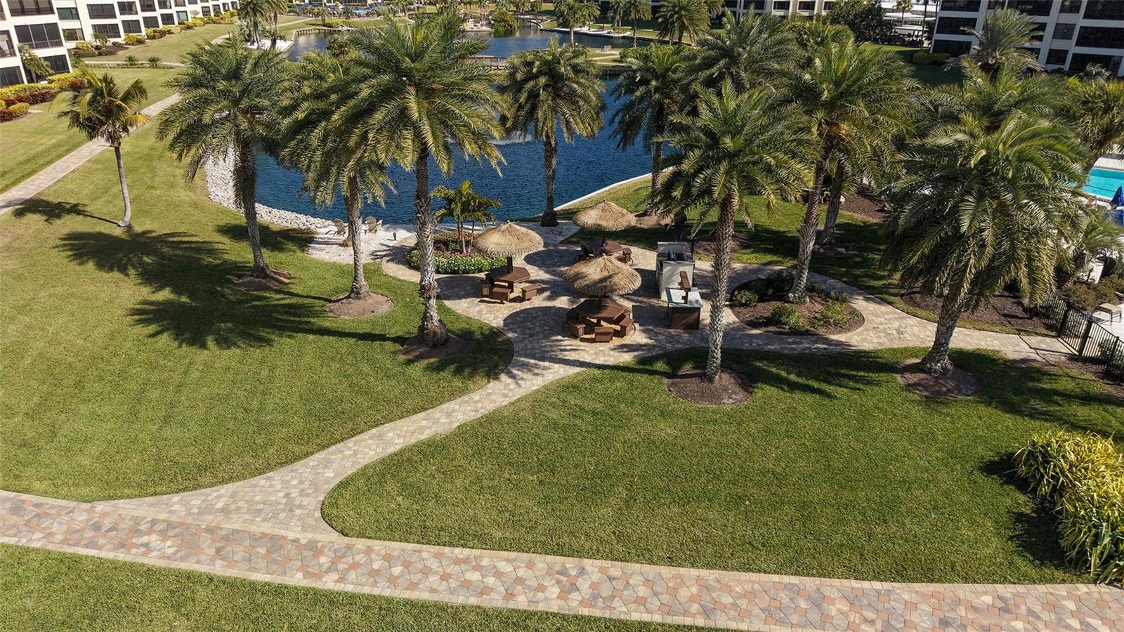 Image 50 of 84 For 5780 Midnight Pass Road 110