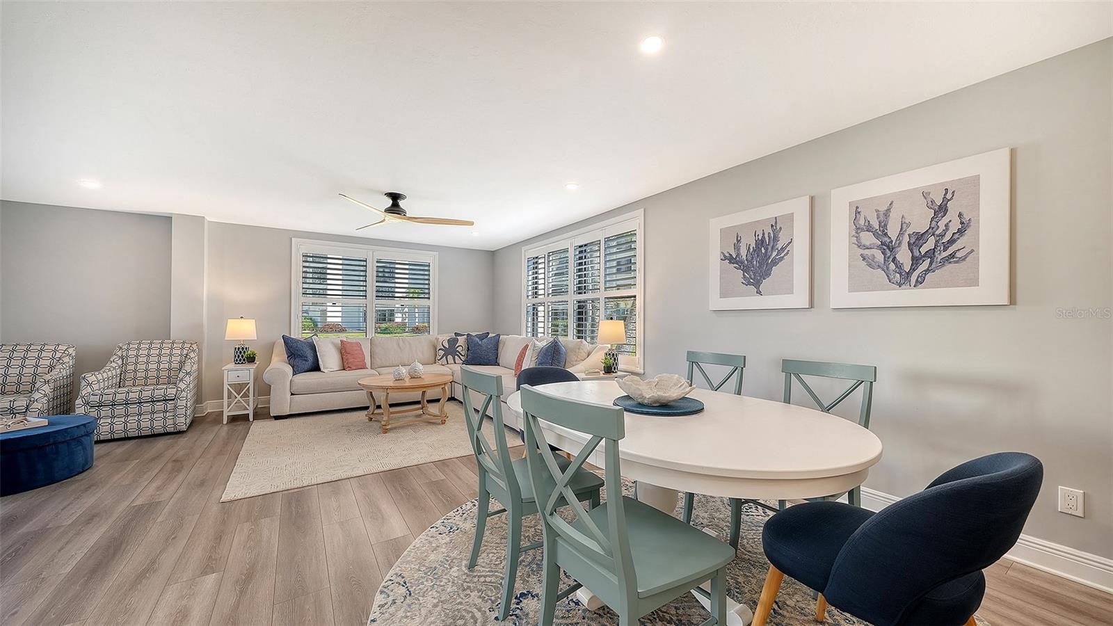 Image 8 of 84 For 5780 Midnight Pass Road 110