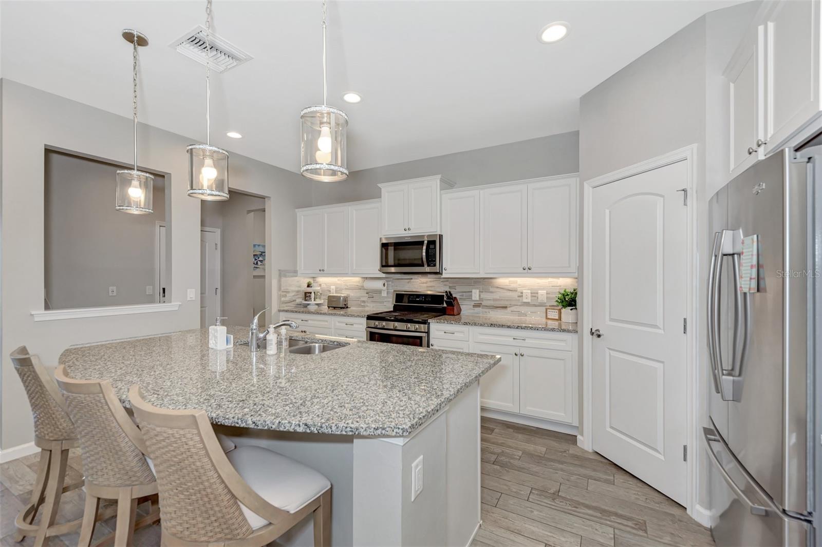 Image 20 of 69 For 11616 Golden Bay Place