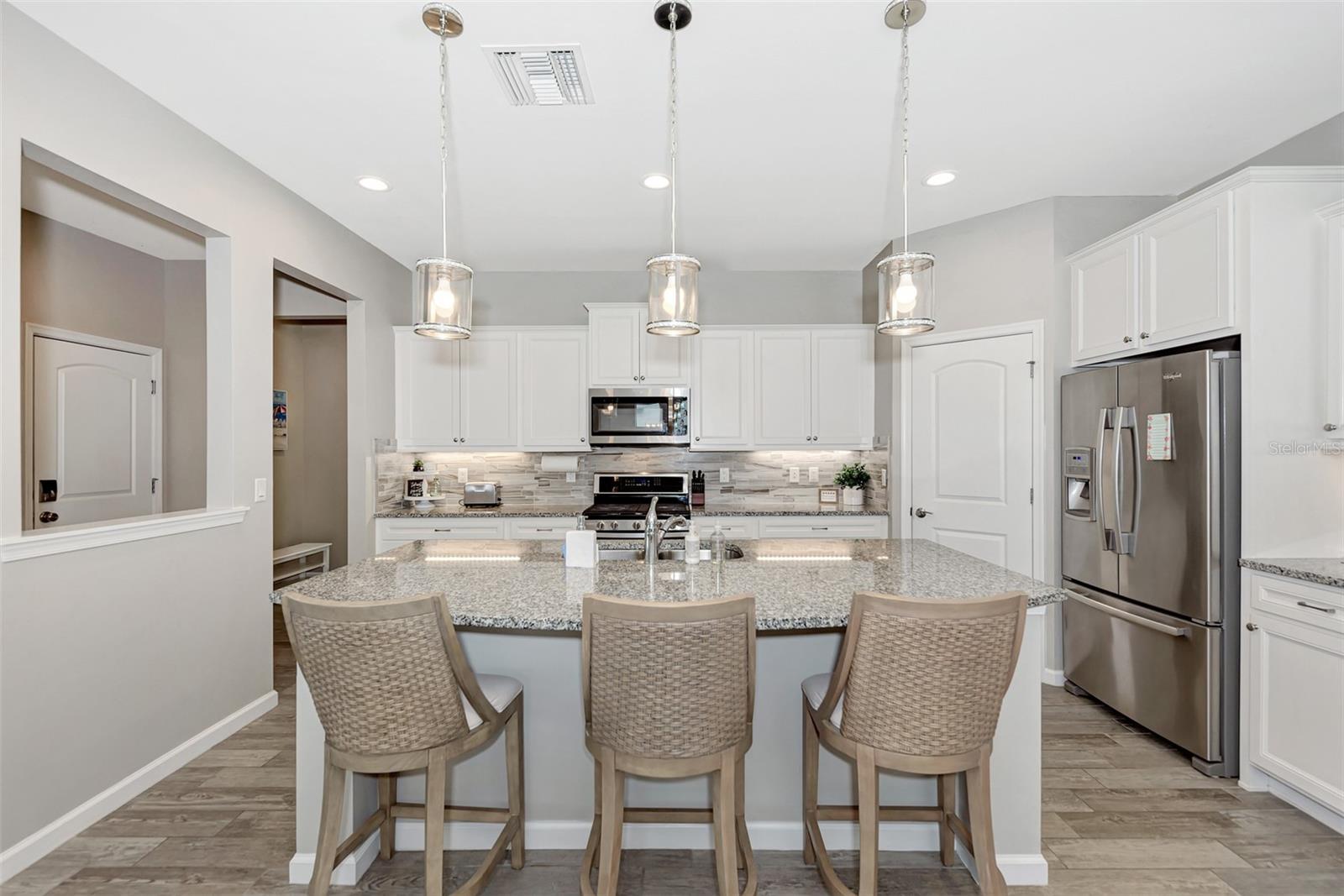 Image 21 of 69 For 11616 Golden Bay Place