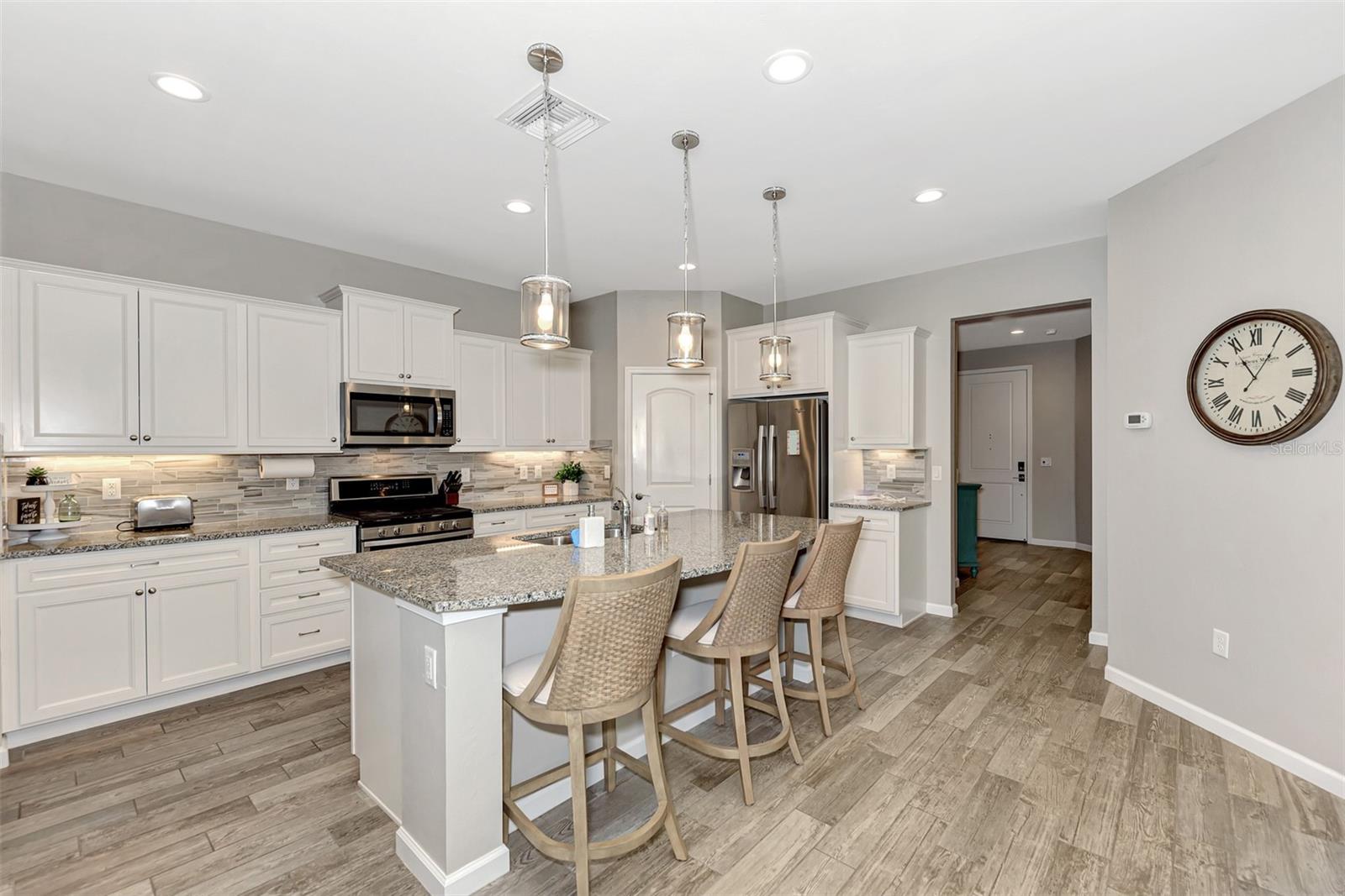 Image 22 of 69 For 11616 Golden Bay Place