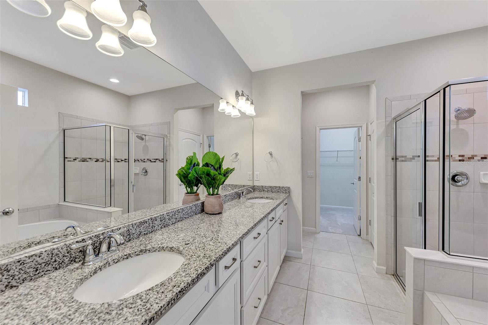 Image 32 of 69 For 11616 Golden Bay Place