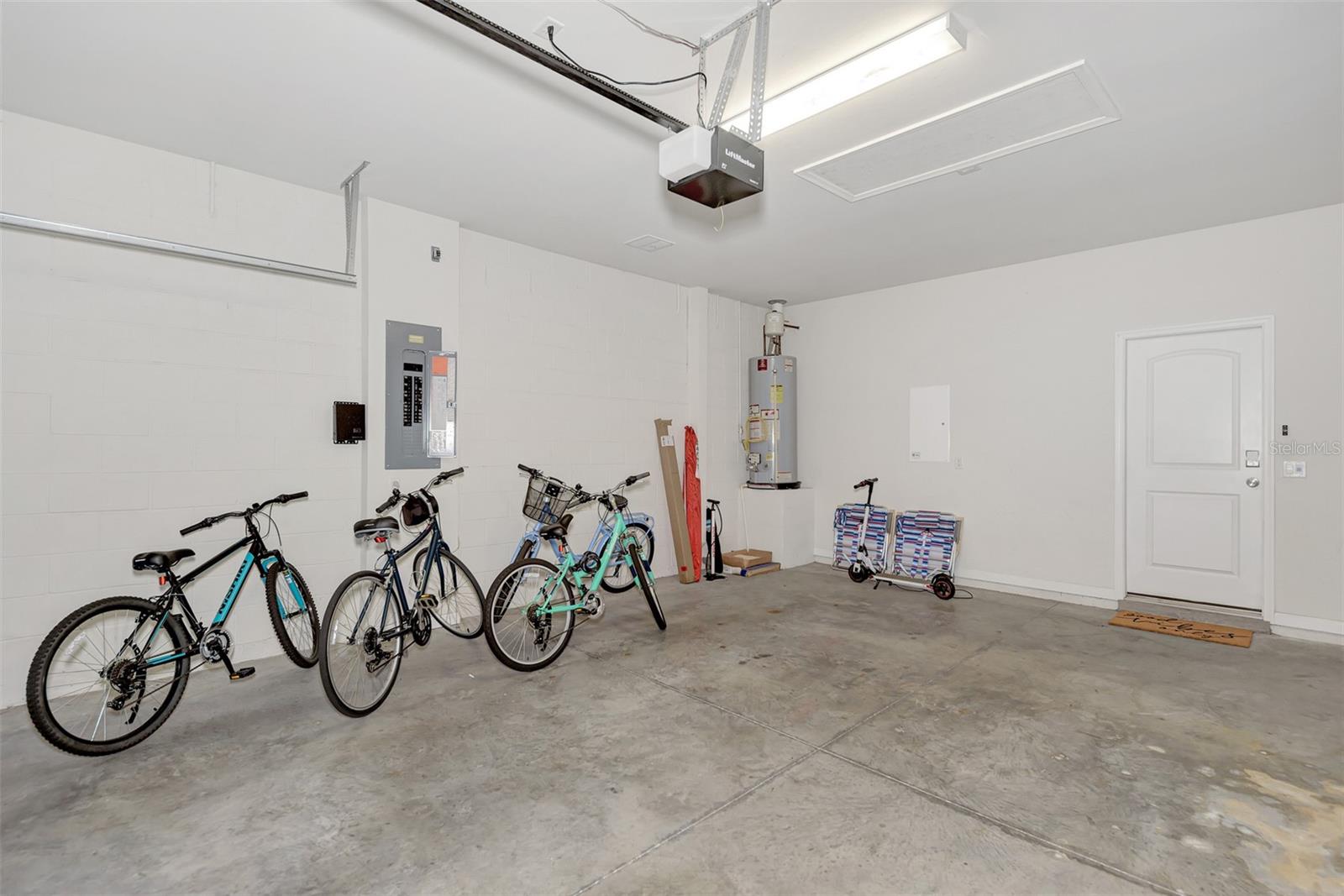 Image 44 of 69 For 11616 Golden Bay Place