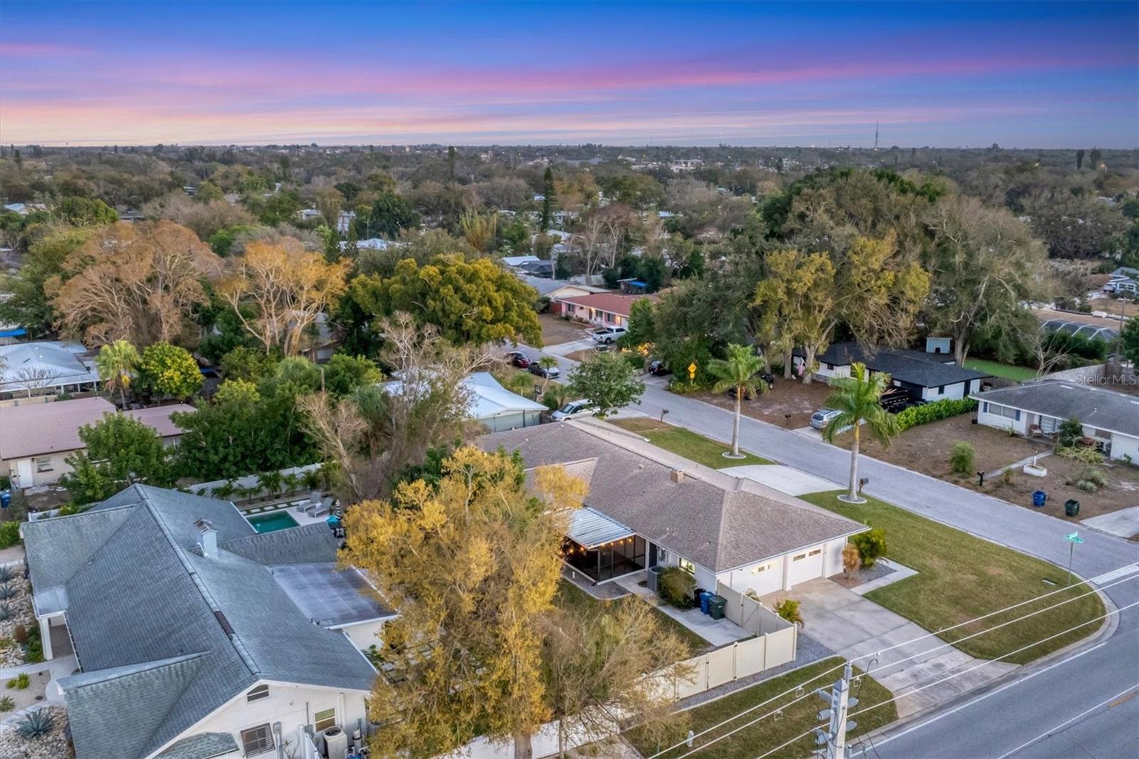 Image 47 of 59 For 2411 Valencia Drive