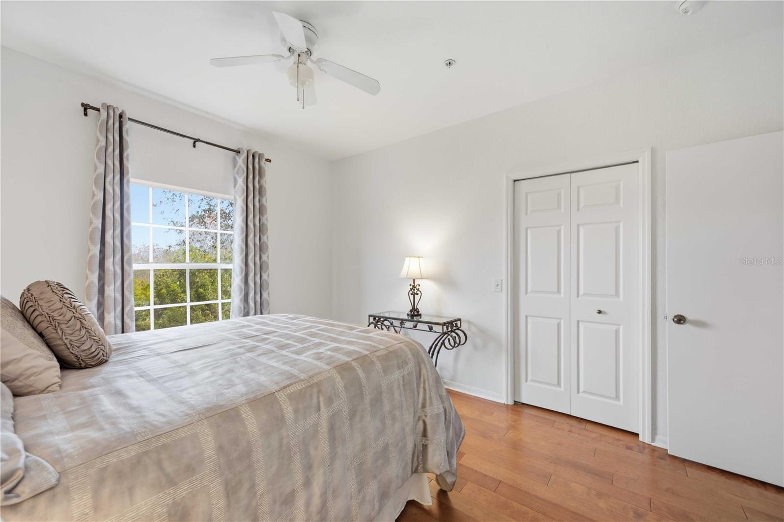 Image 10 of 26 For 5180 Northridge Road 207