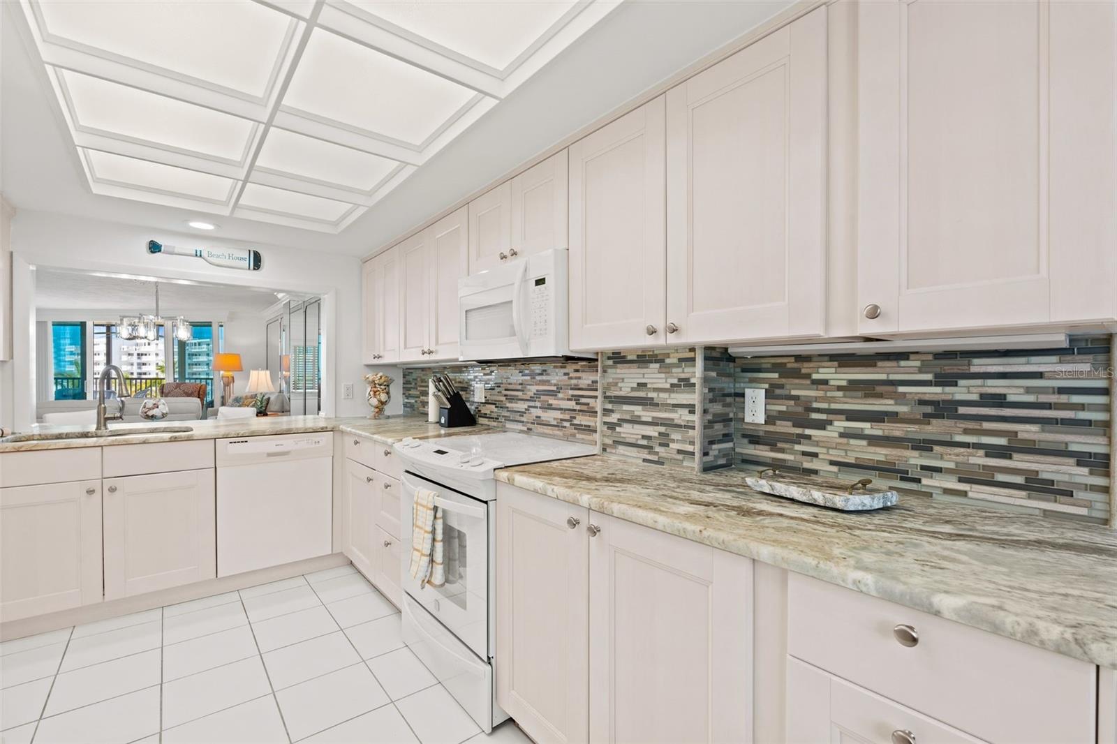 Image 14 of 69 For 5880 Midnight Pass Road 605