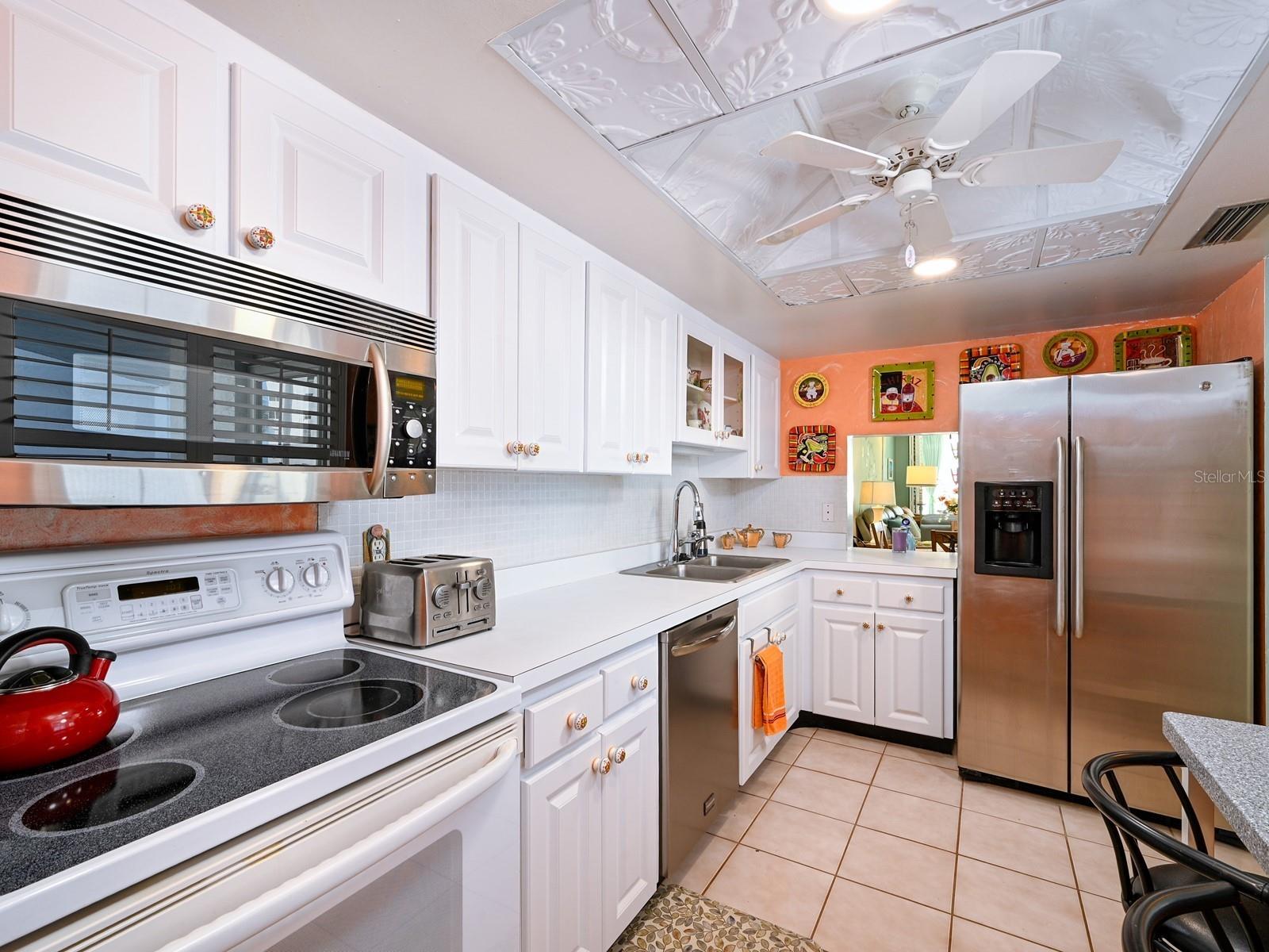 Image 12 of 100 For 1770 Benjamin Franklin Drive 206