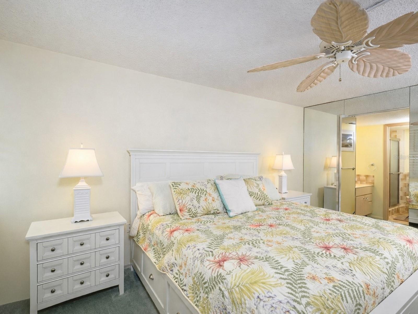 Image 25 of 100 For 1770 Benjamin Franklin Drive 206