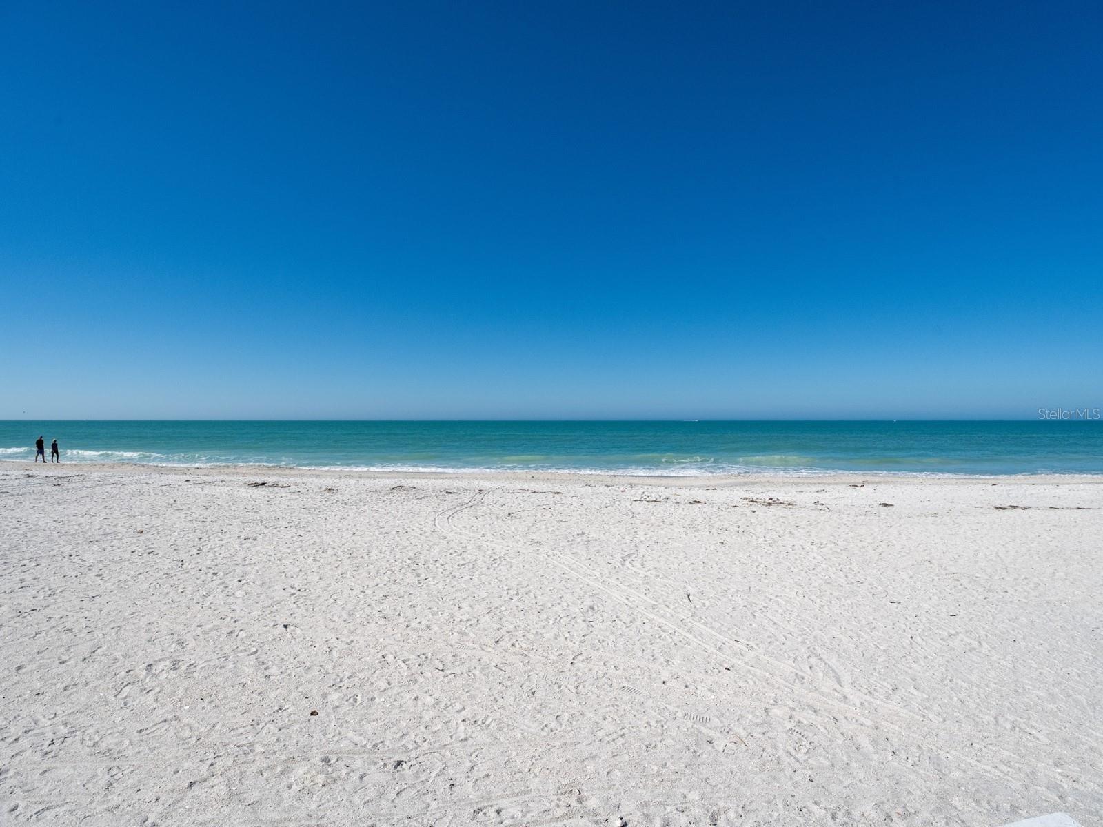 Image 35 of 100 For 1770 Benjamin Franklin Drive 206