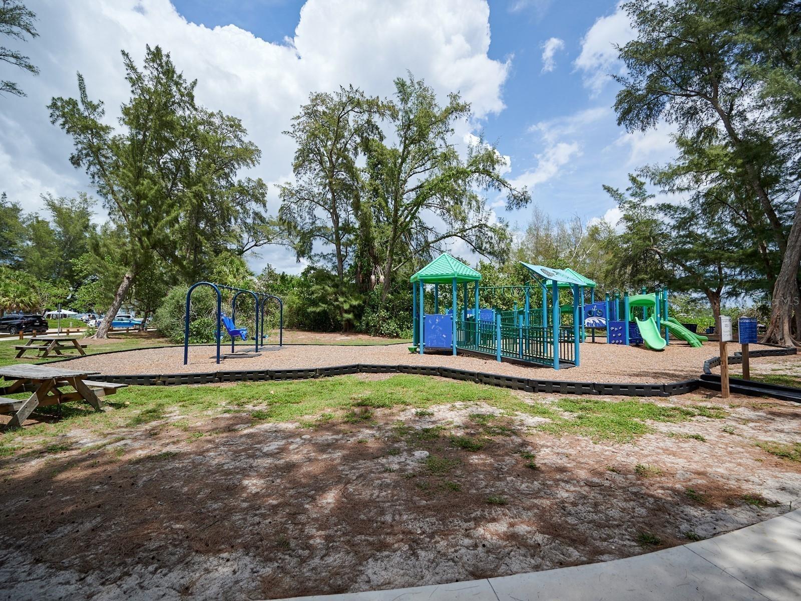 Image 92 of 100 For 1770 Benjamin Franklin Drive 206