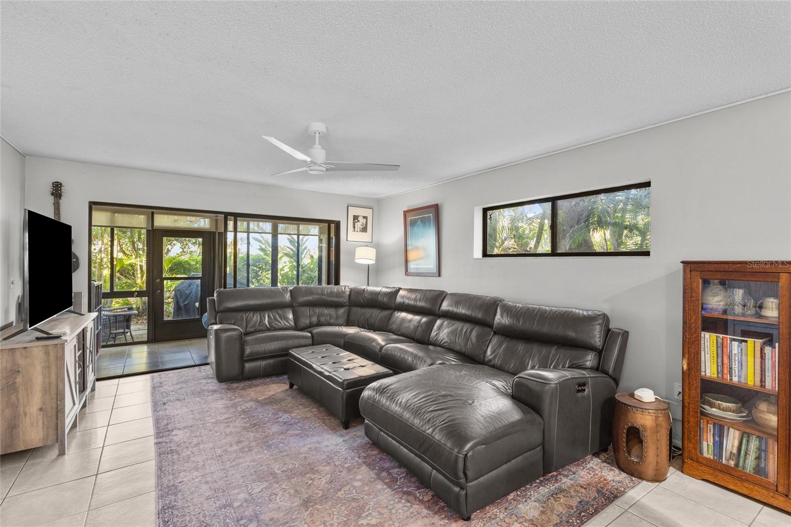 Image 11 of 36 For 1508 Pelican Cove Road 132