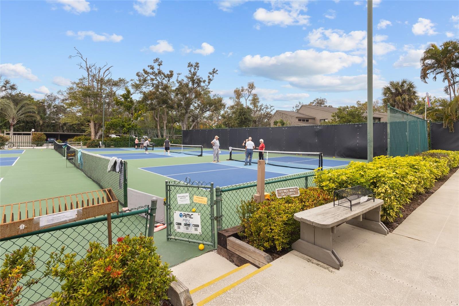 Image 30 of 36 For 1508 Pelican Cove Road 132