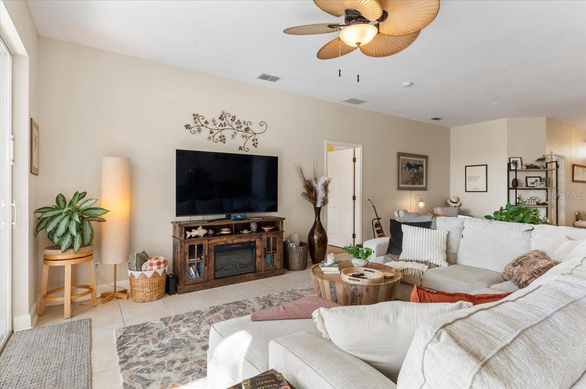 Image 11 of 50 For 5114 50th Avenue W