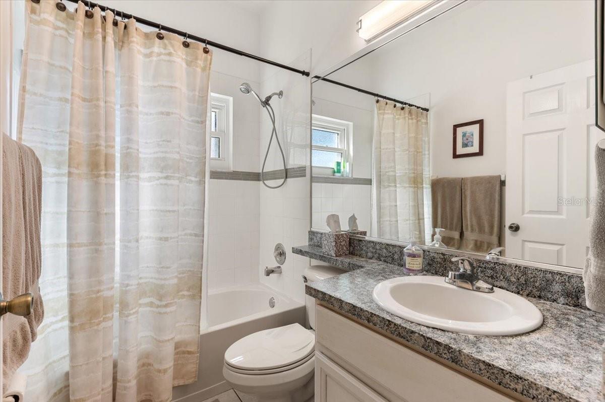 Image 27 of 50 For 5114 50th Avenue W