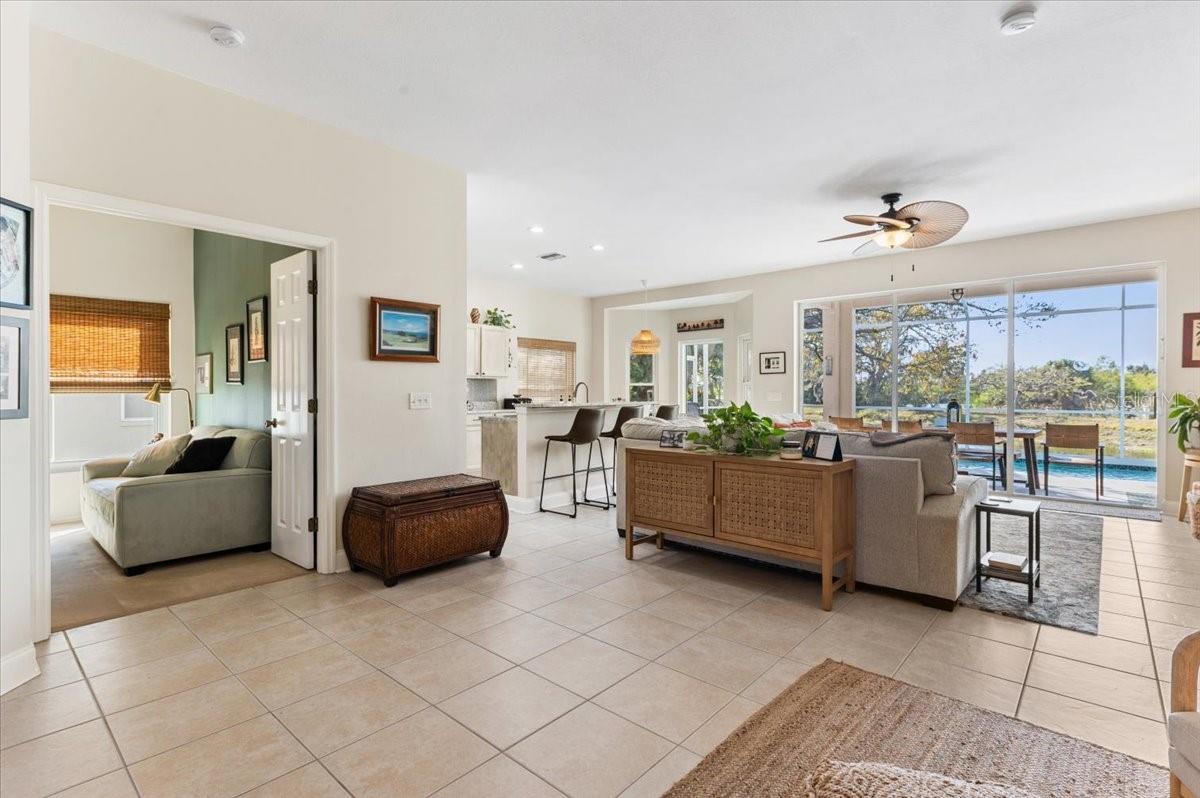 Image 8 of 50 For 5114 50th Avenue W