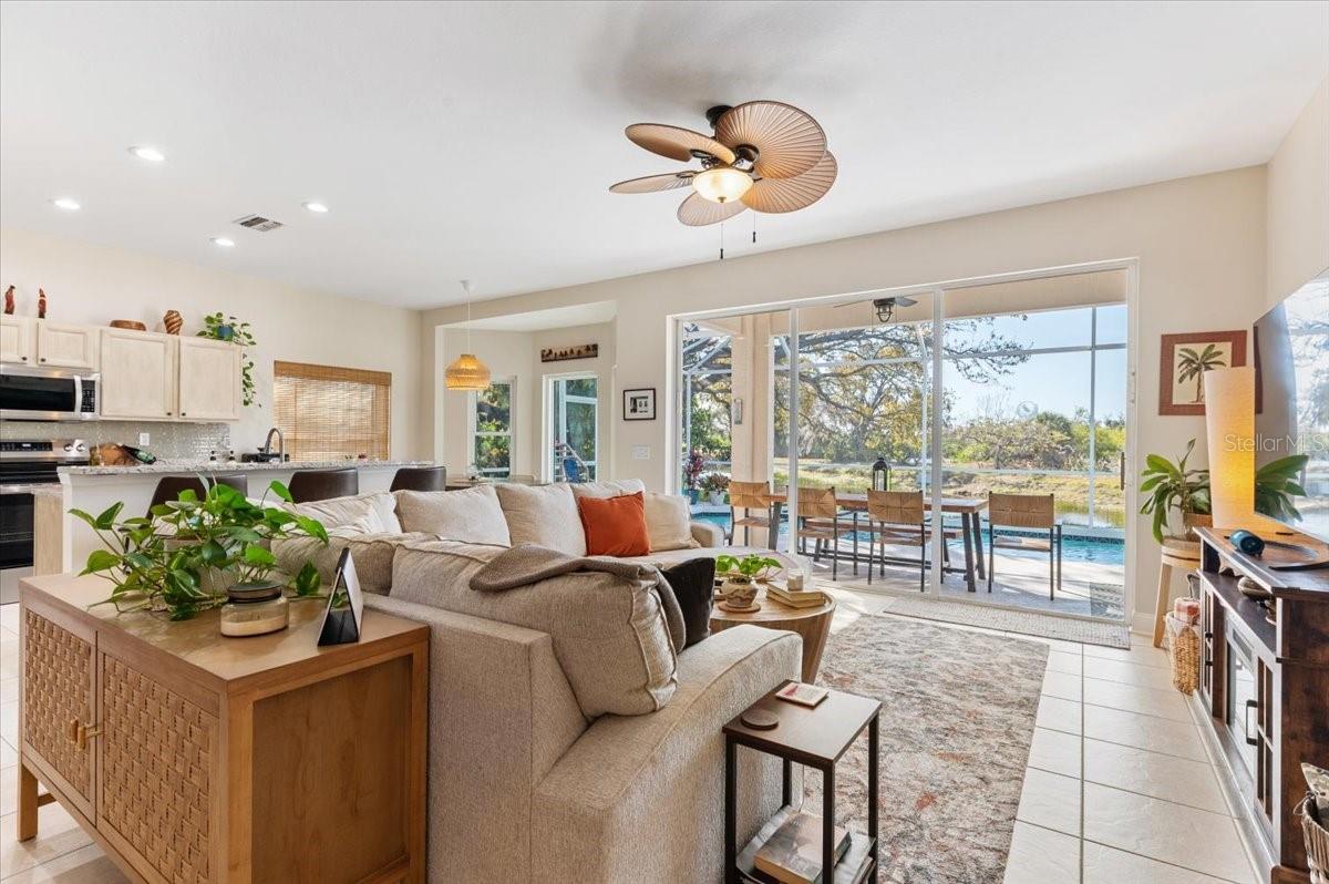 Image 9 of 50 For 5114 50th Avenue W