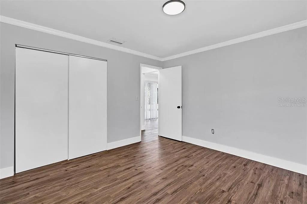 Image 22 of 37 For 4289 Yucatan Circle