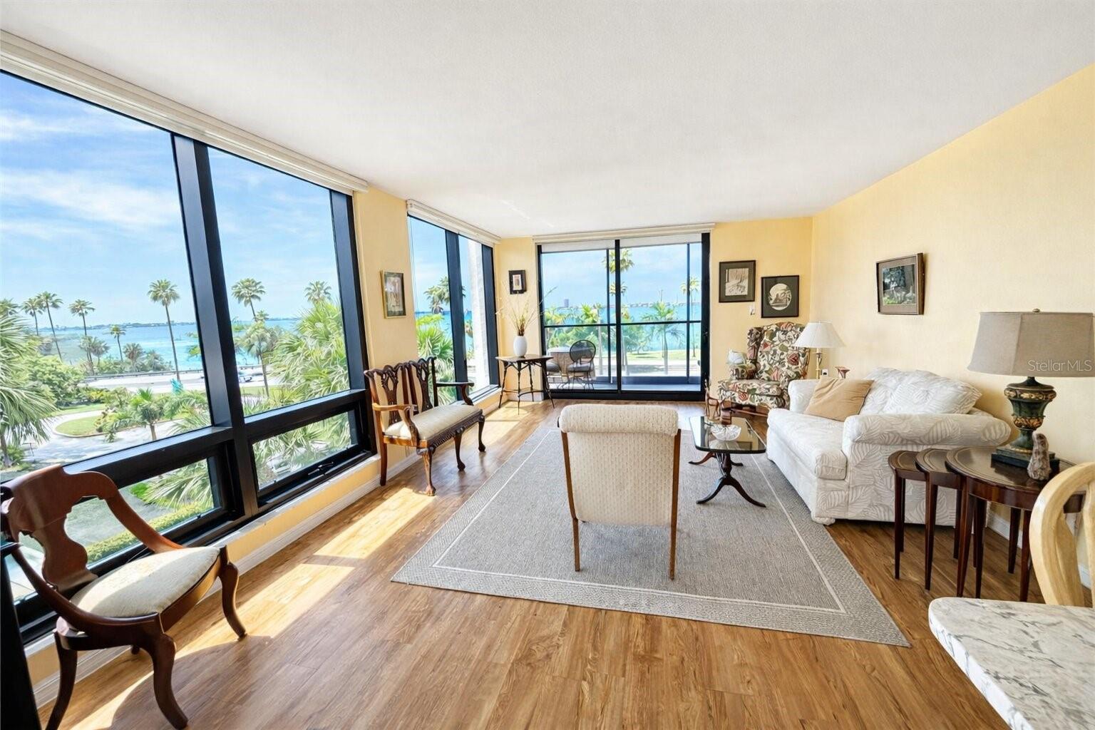 Image 12 of 27 For 707 Gulfstream Avenue 307