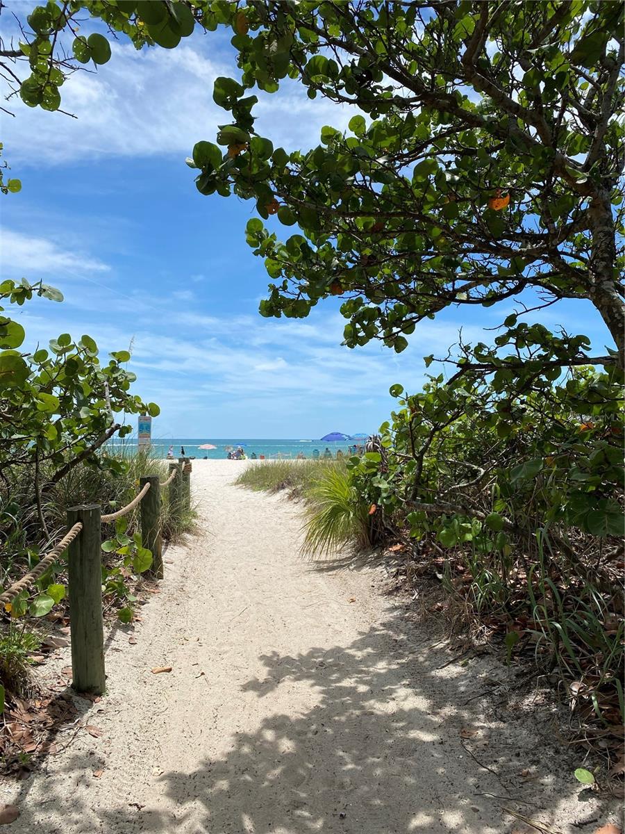 Image 27 of 27 For 707 Gulfstream Avenue 307