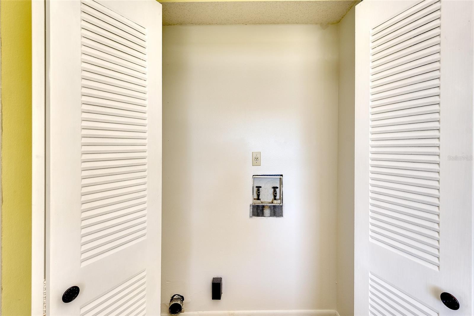 Image 10 of 22 For 4202 35th Avenue W 7